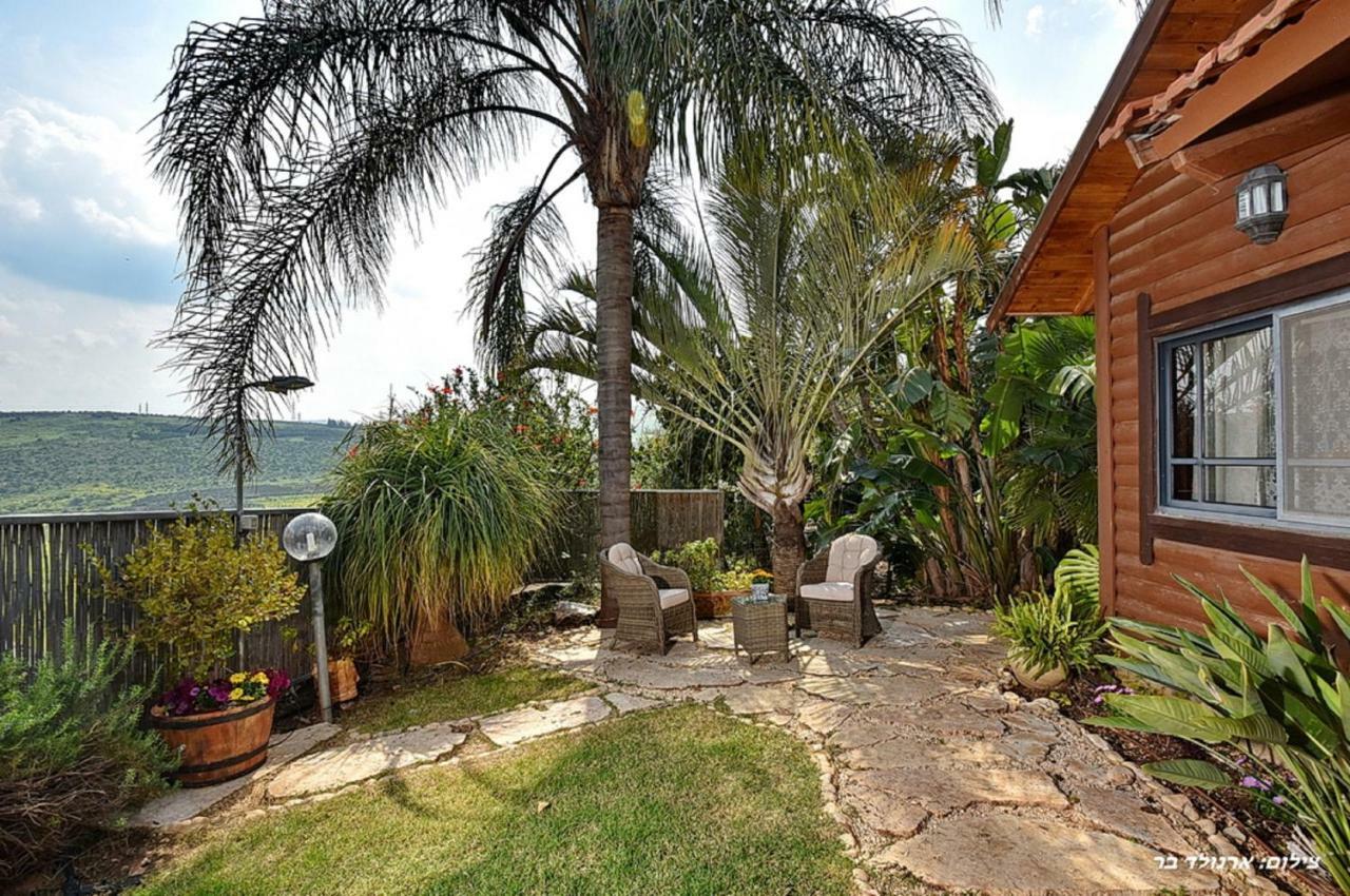 Agama Vila Livnim Exterior foto
